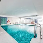 Appartamento Mila - Pool, Gym, Sauna, Terrace & Sea View