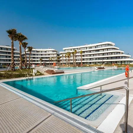 Mila - Pool, Gym, Sauna, Terrace & Sea View Apartamento