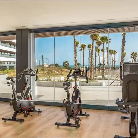 Apartamento Mila - Pool, Gym, Sauna, Terrace & Sea View