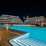 Апартаменти Mila - Pool, Gym, Sauna, Terrace & Sea View Торремолінос