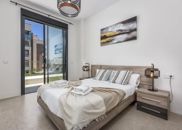 Mila - Pool, Gym, Sauna, Terrace&sea View *